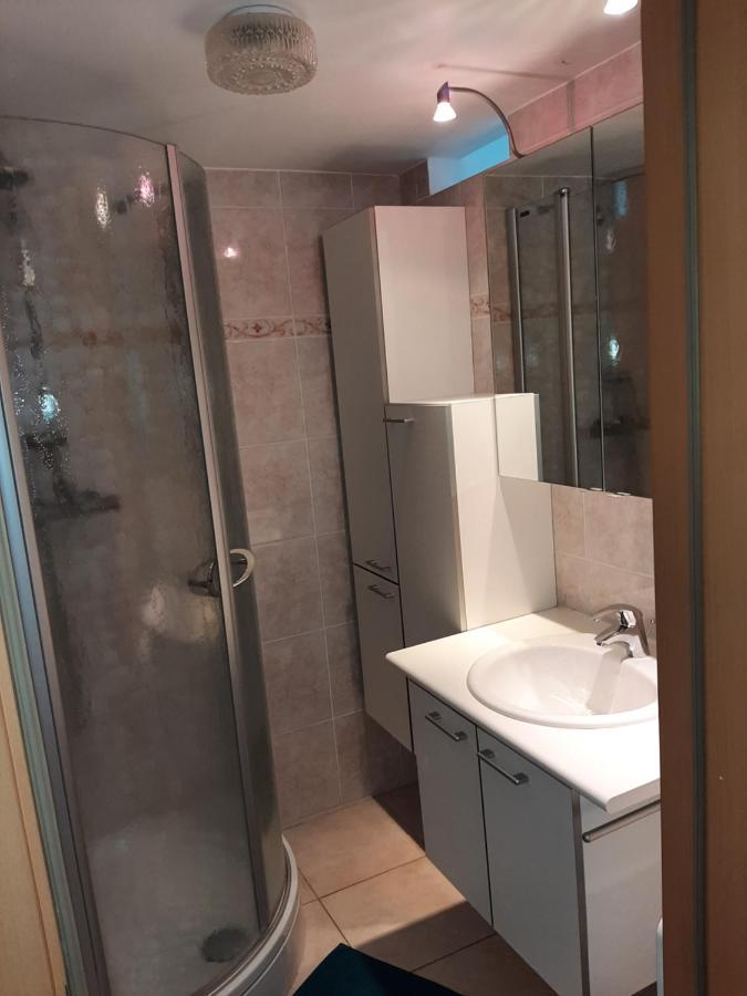 Lacs De L'Eau D'Heure Amiral 24 Erpion Exteriör bild